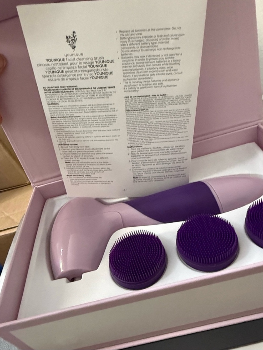 Younique Dual-Tone Lavender and Deep Purple Facial Cleansing Brush Set